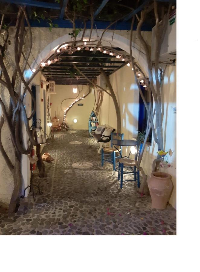 Villa Spyros Santorini Perissa  Exteriör bild